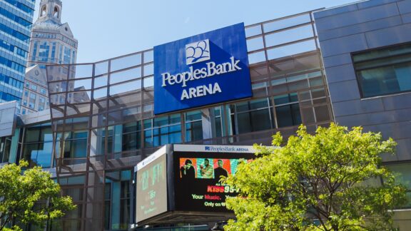 PeoplesBank Arena